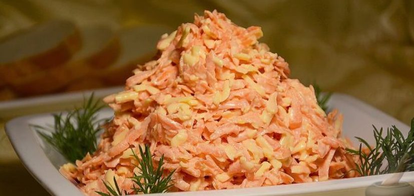 Быстрый салат из моркови и сыра